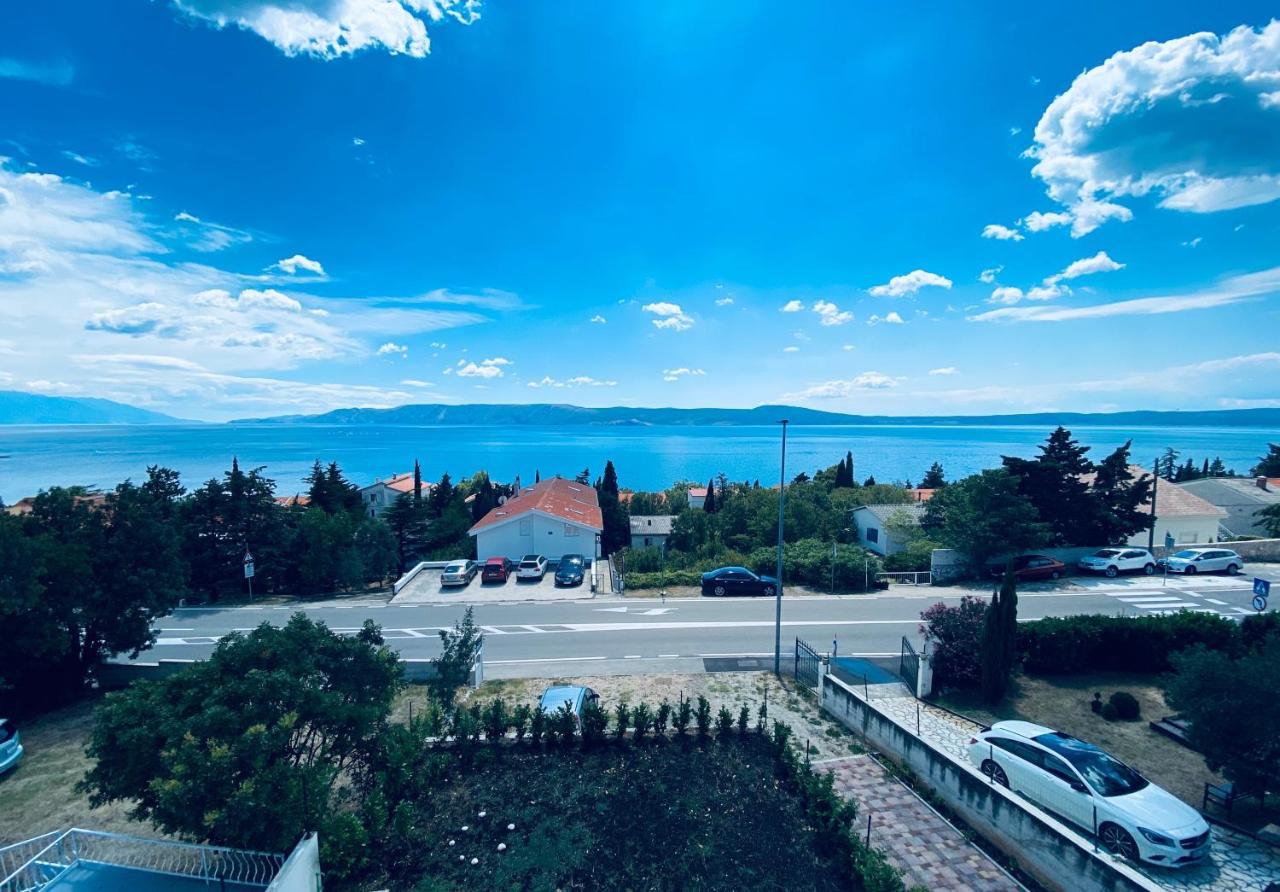 Apartman Meghan Novi Vinodolski Bagian luar foto